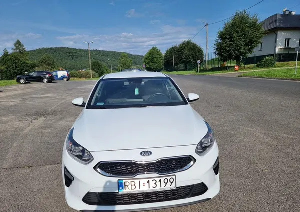 kia ceed podkarpackie Kia Ceed cena 70000 przebieg: 49250, rok produkcji 2020 z Ostrowiec Świętokrzyski